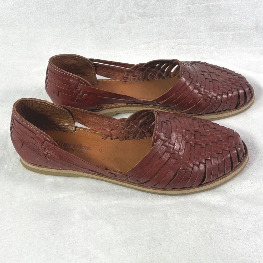 Bearpaw Huaraches Woven Leather Flat Sandals Cognac Brown Women Size 9